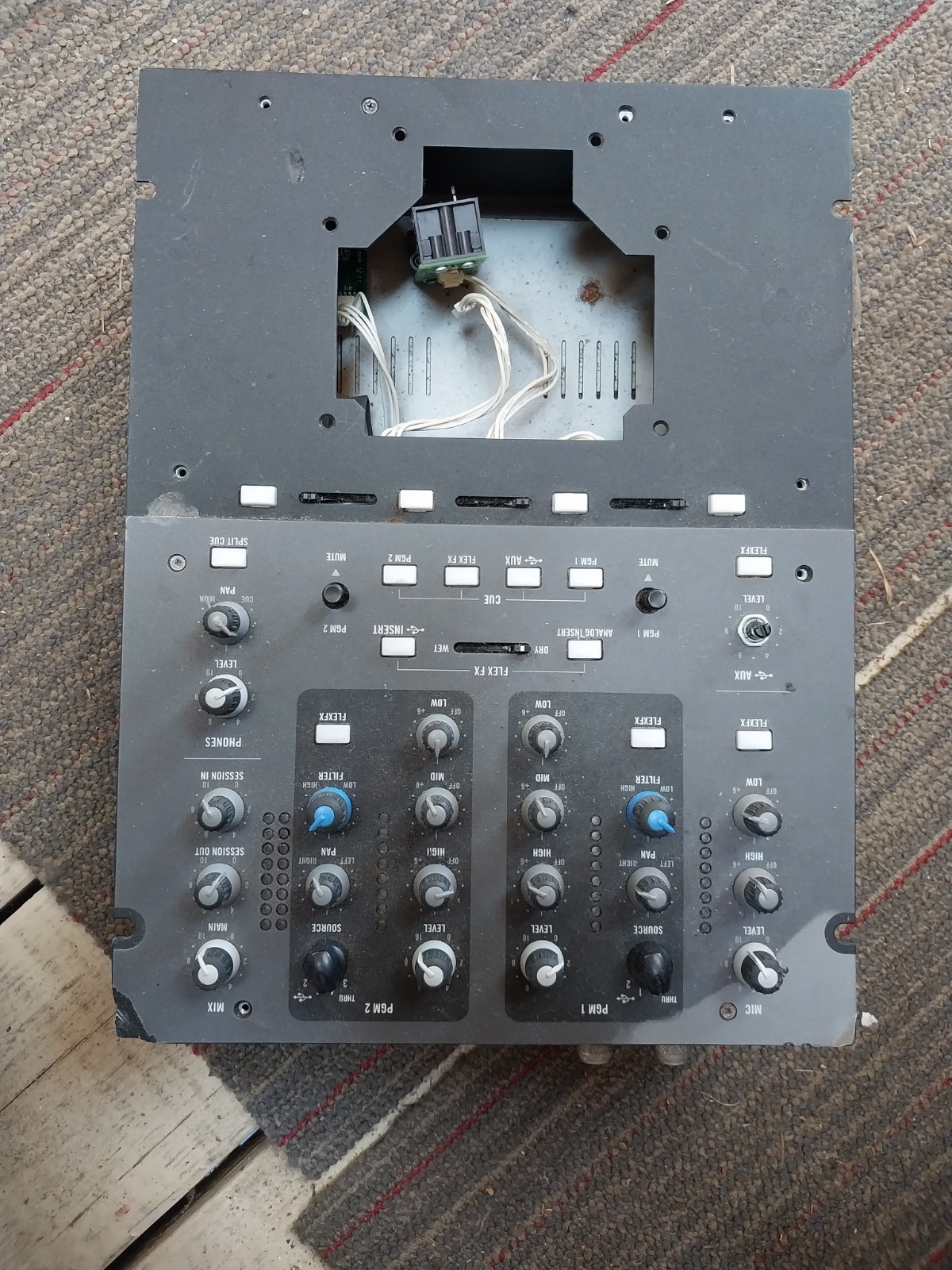 Rane Sixty-One Serato DJ 2-Channel 2-Bus Mixer Effects USB XLR Black
