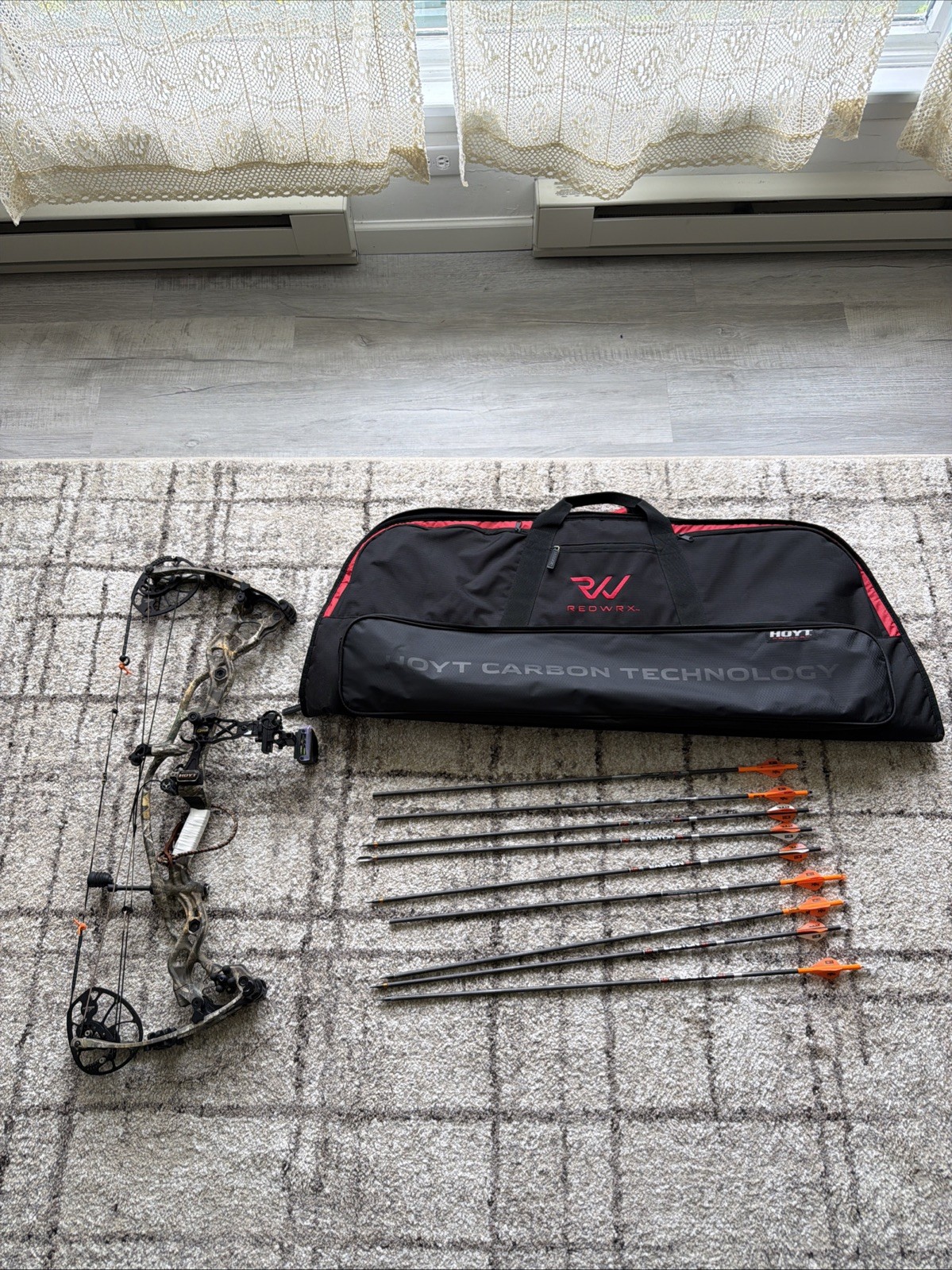 HOYT RX1 FULLY LOADED