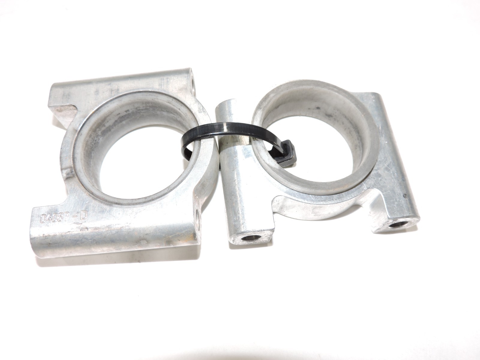 (2) 1 1/2" ID swaybar mounts aluminum w/ nylon inserts 2" BC Nascar Late Model