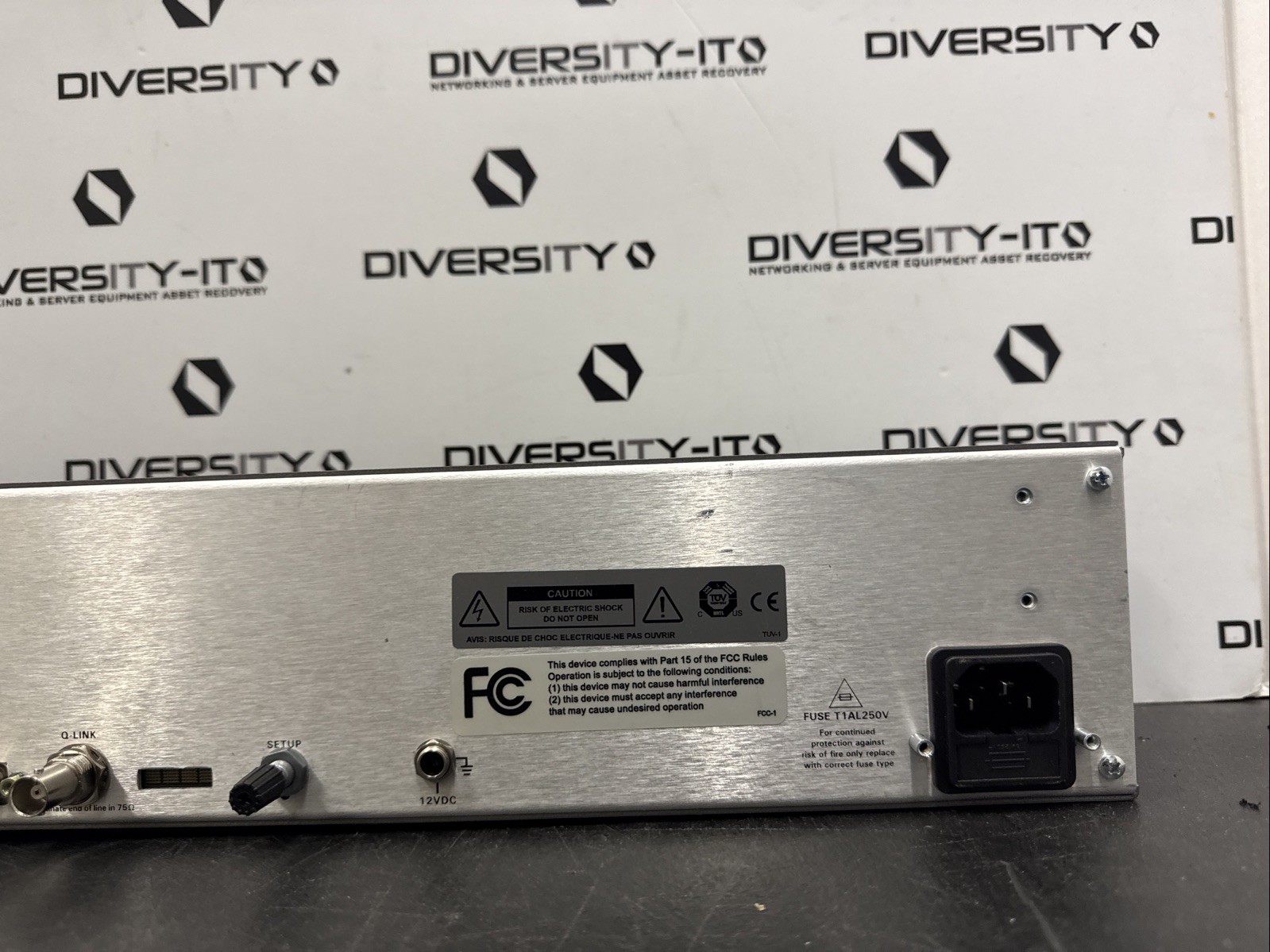 Evertz CP-2032E Intelligent Router Remote Panel, 2RU 32 buttons