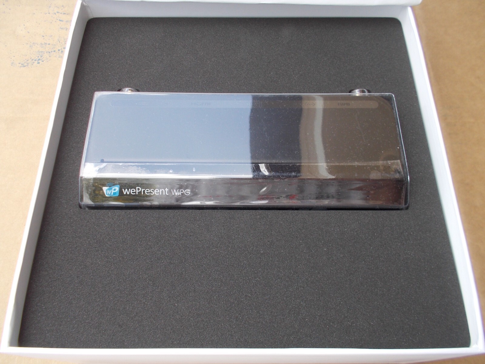 WePresent WiPG Wireless Presentation Gateway