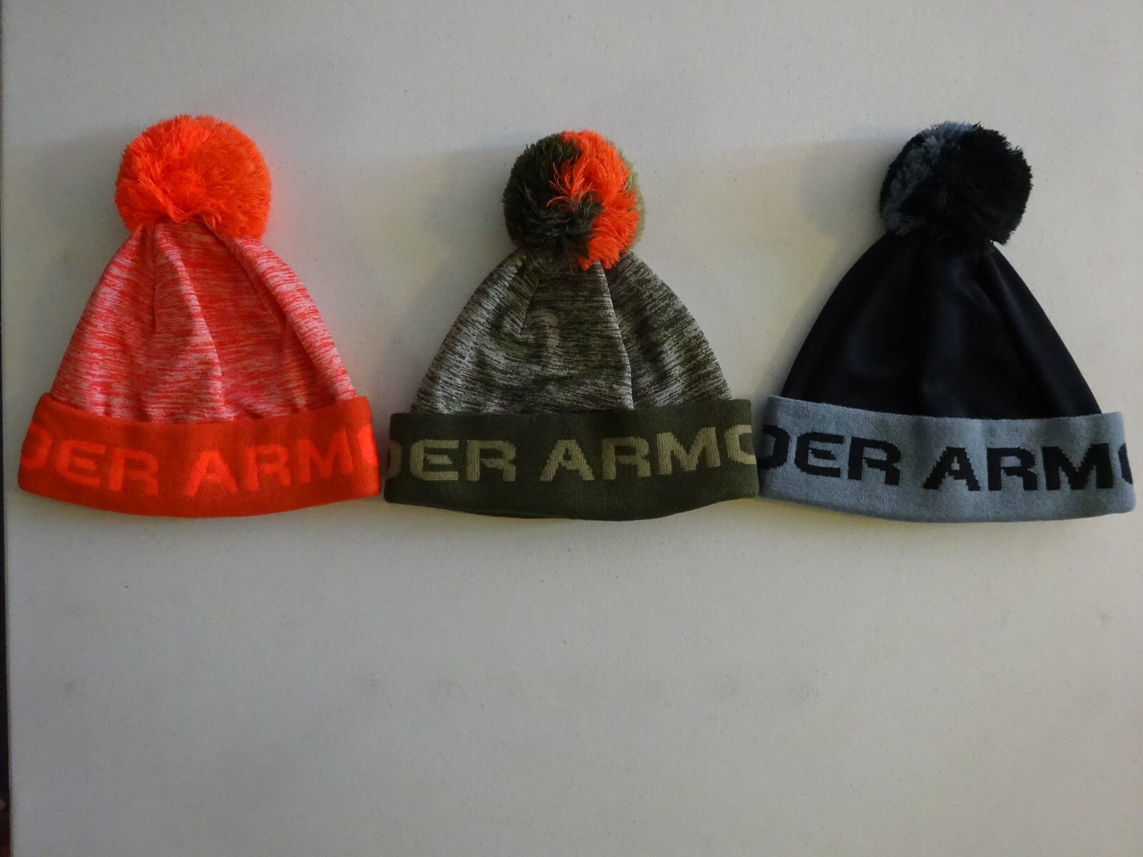 Under Armour Boy's Gametime Pom Winter Beanie NWT 2019