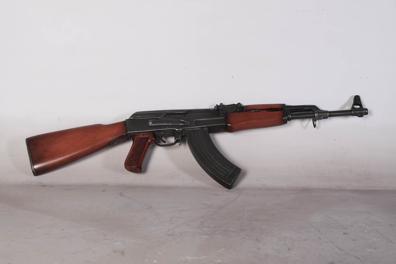 Avtomat Kalashnikova replica resin gun-- AK forty seven