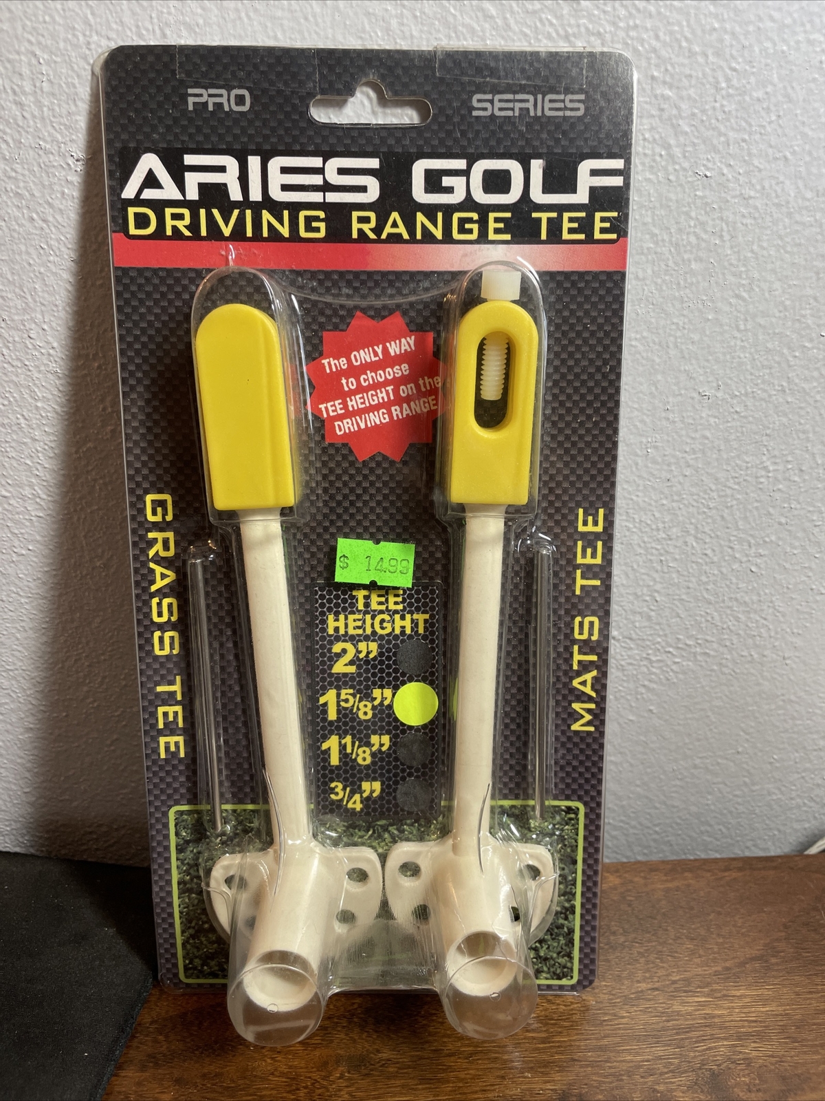 PRO SERIES ARIES GOLF DRIVING RANGE TEE - BRAND NEW (26A)