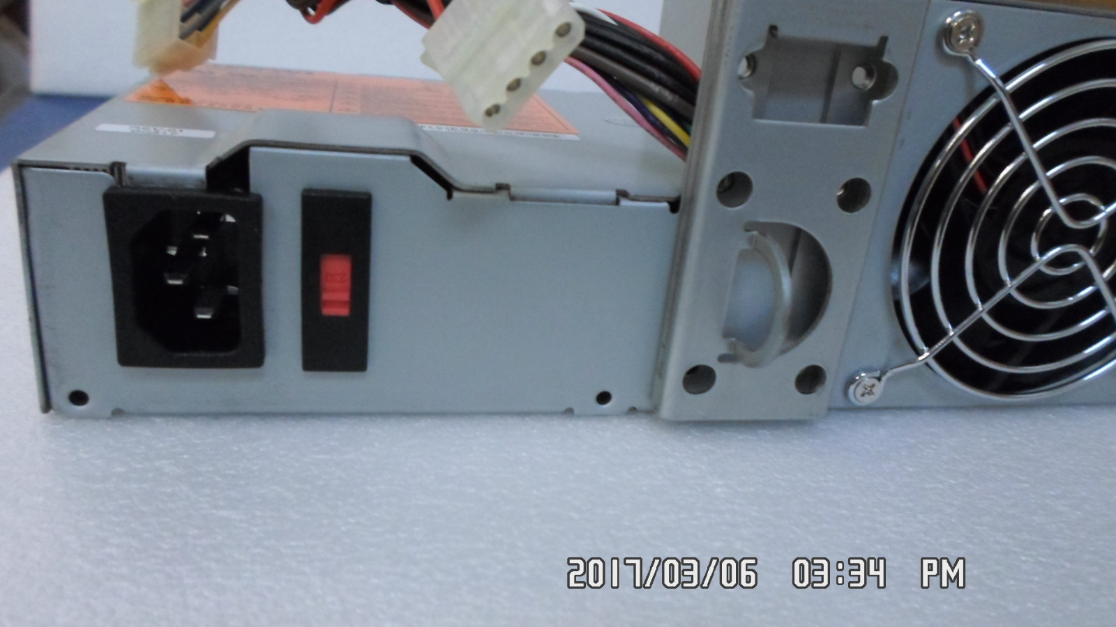 HP/Compaq 228059-001 228012-001 PS-6151-4CF REV: 01 156W Power Supply
