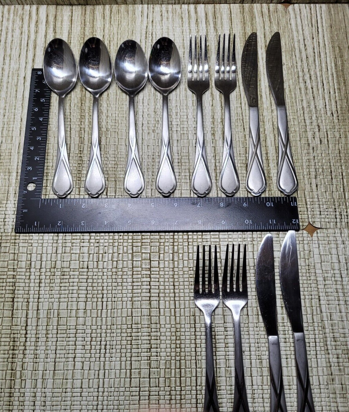 CAMBRIDGE Heather Sand Flatware Silverware 4 SPOONS 4 FORKS 4 DINNER KNIFES