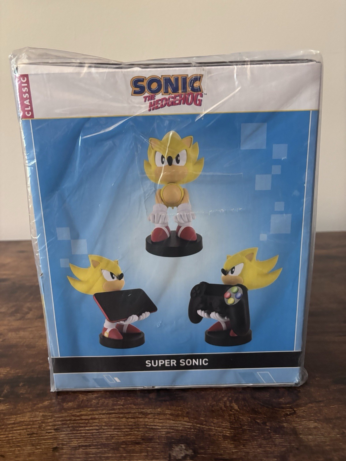 The Cable Guys Super Sonic The Hedgehog Controller Holder
