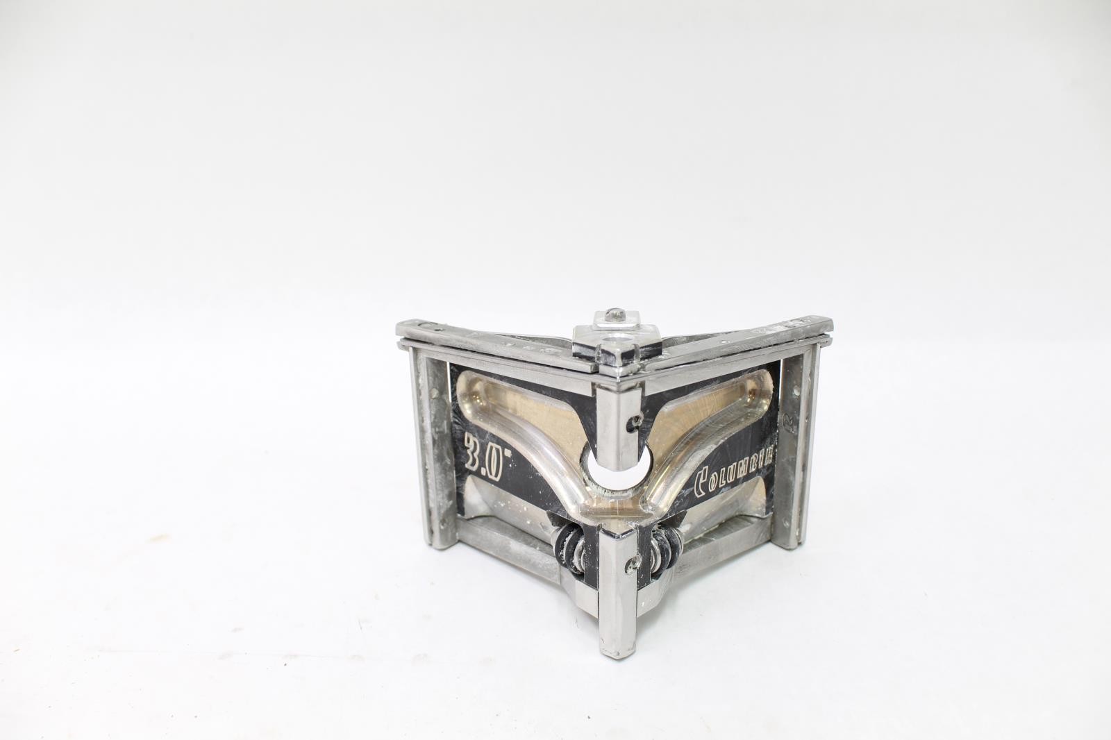 Columbia 3" Corner Flusher (Angle Head) - 3AH