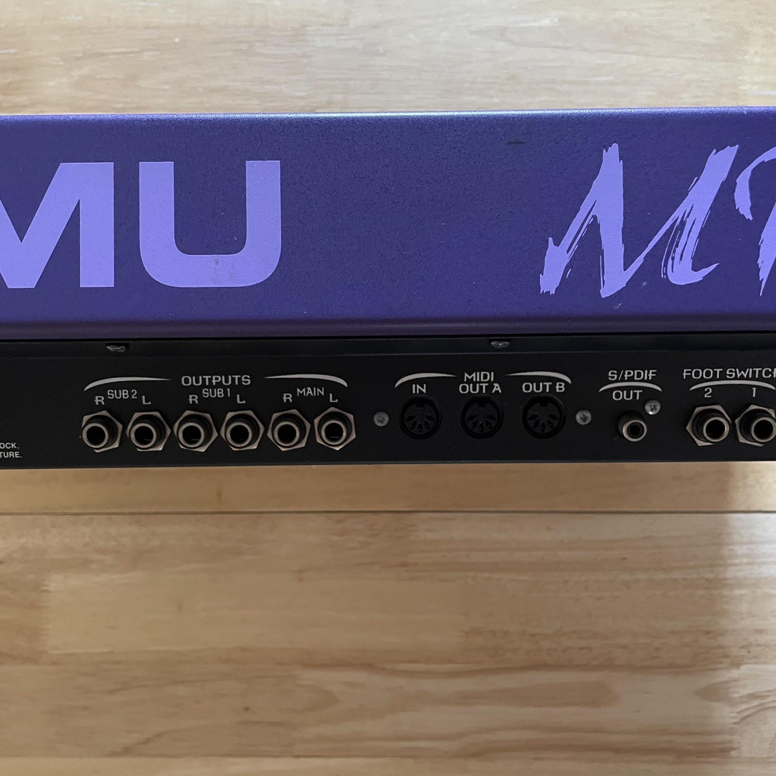 E-MU MP-7 Command Station - 7760 MPC-style synthesizer, drum machine, sequencer