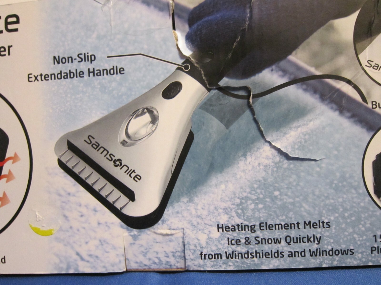 Samsonite Heated Ice Scraper With Light Non-Slip Extendable Handle 15' Cord Open