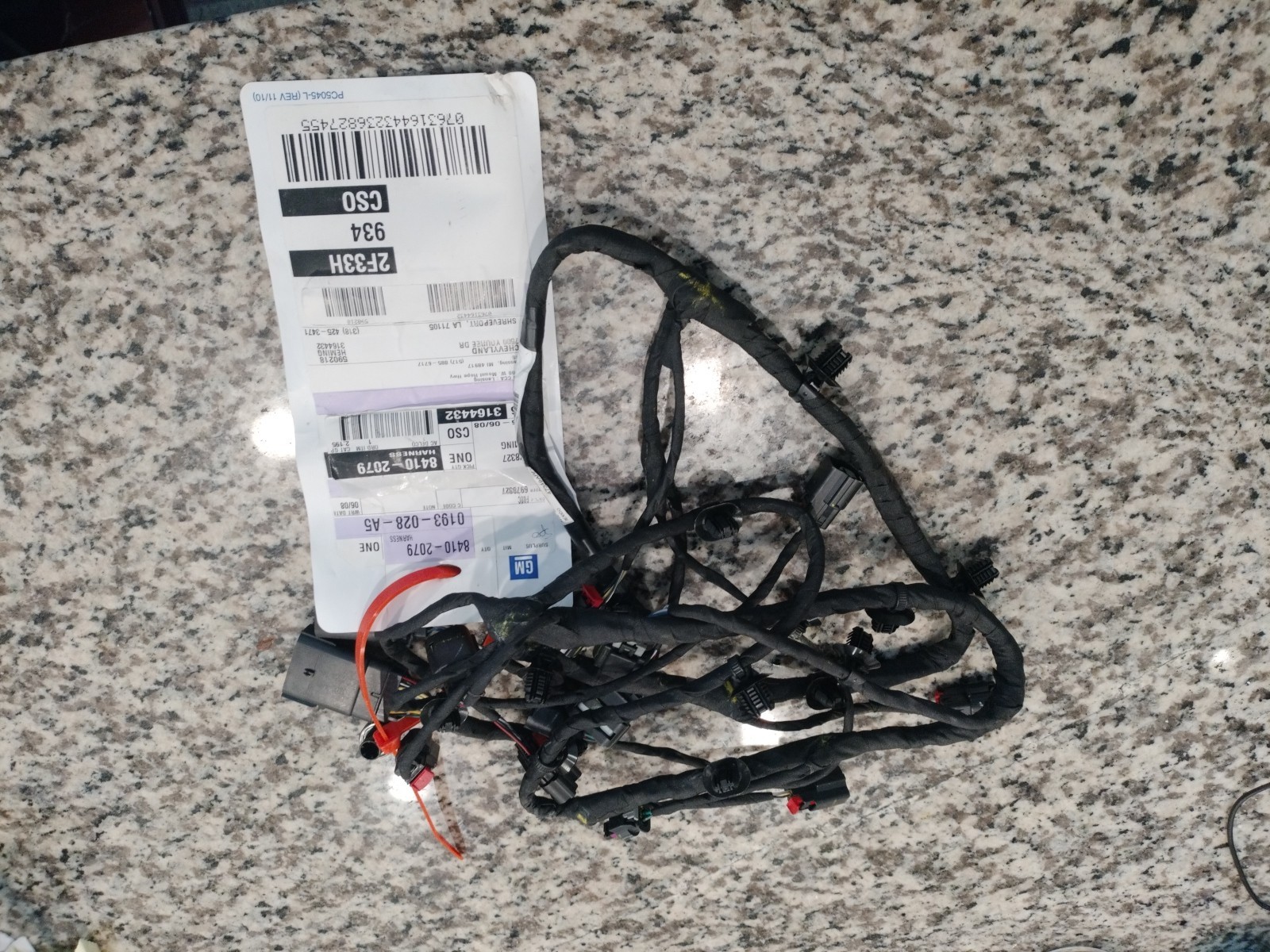NEW GM OEM 17-19 XT5 REAR BUMPER  HARNESS Oem# 84102079