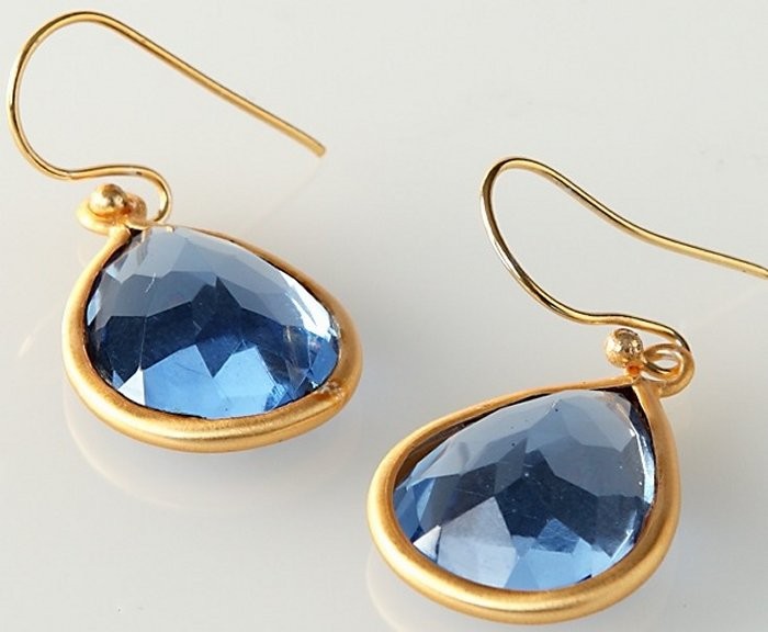 OTM Fashion Jewelry SAPPHIRE BLUE COLORED GLASS & BRASS GOLDTONE EARRINGS