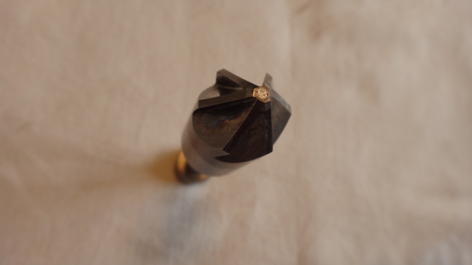 5/8" Head Dia, 82 Deg Included Angle, 6 Flute, Solid Carbide, countersink