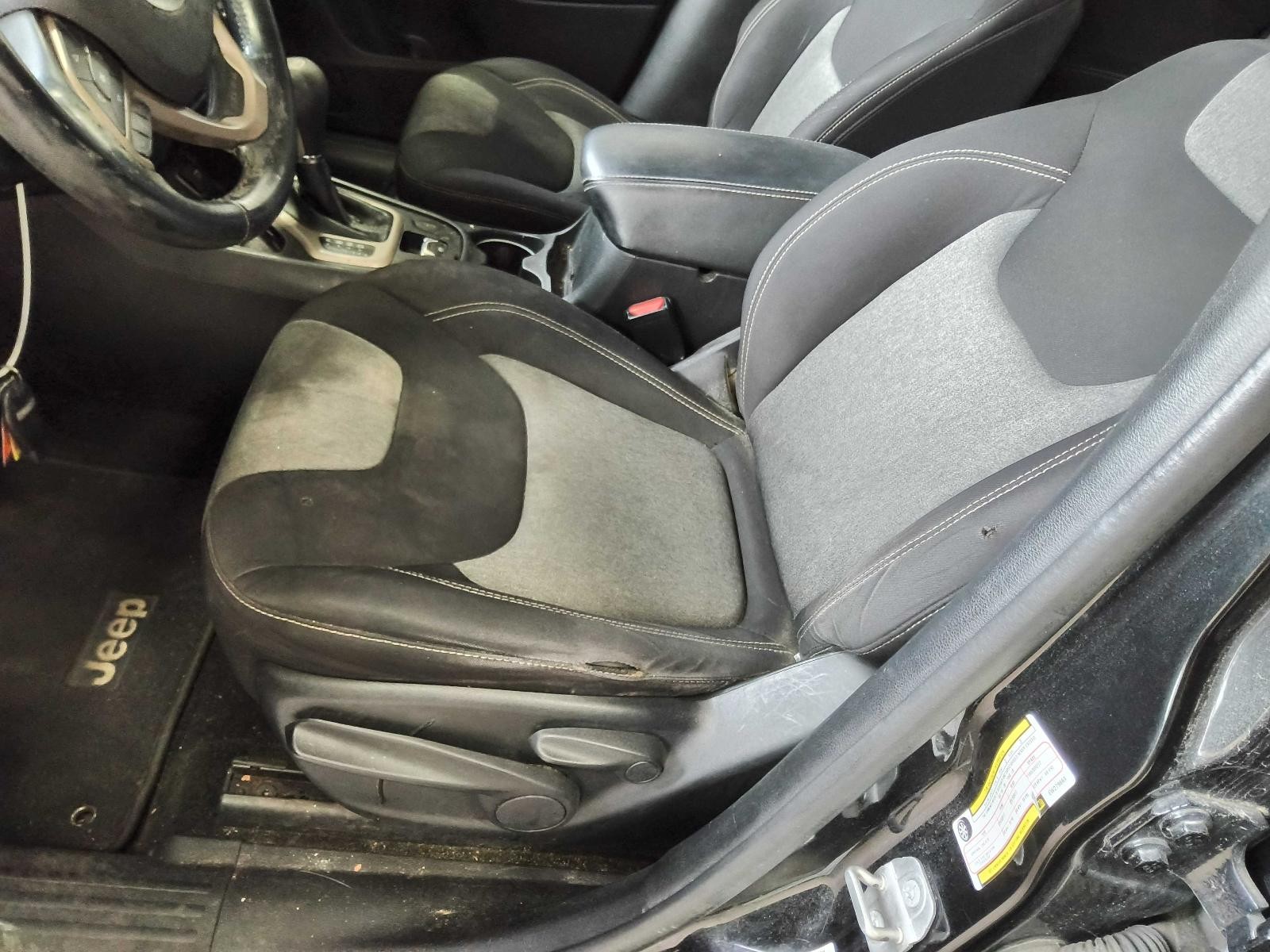 Used Battery Tray fits: 2014 Jeep Cherokee Grade A
