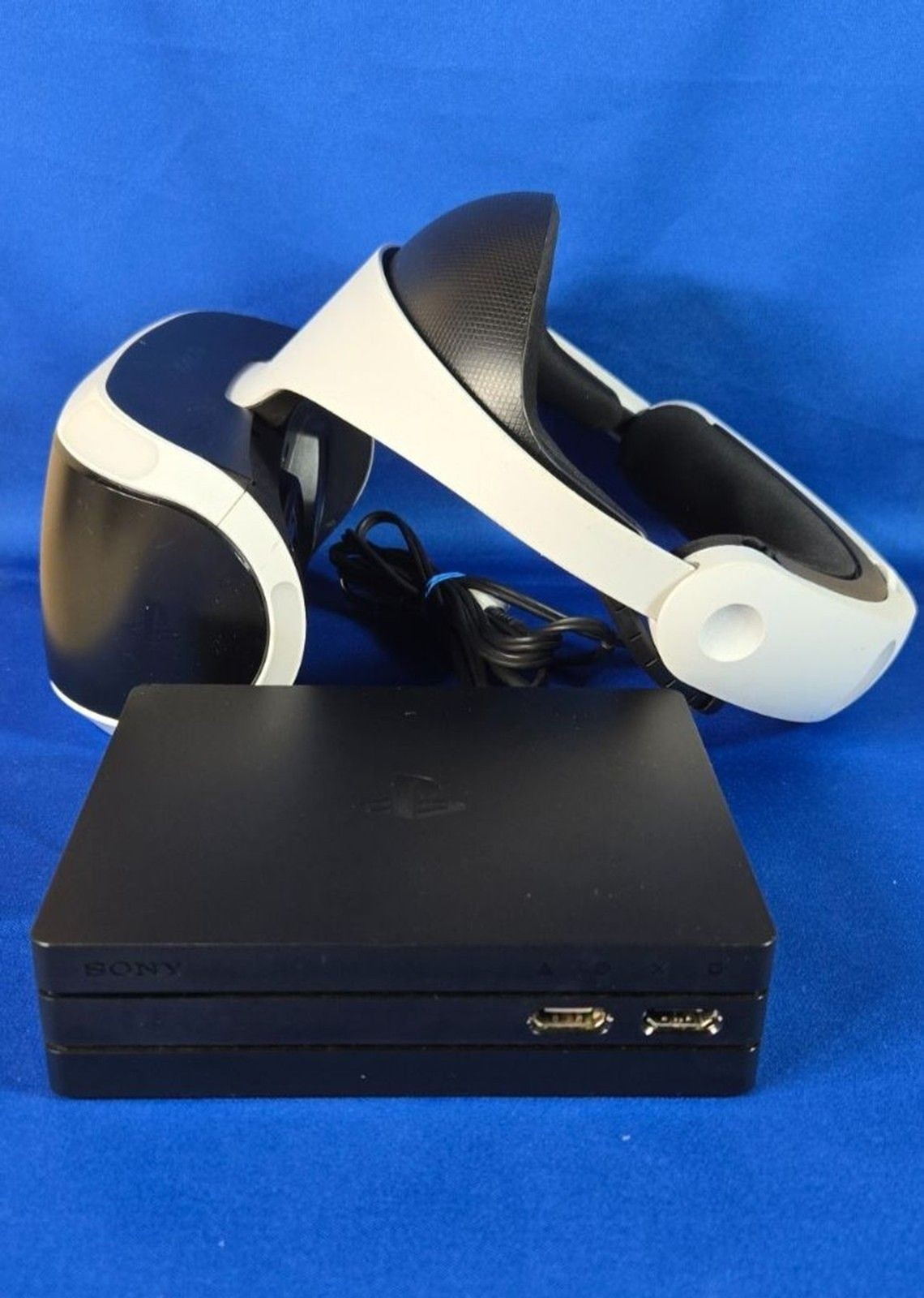 PlayStation VR Headset & CUH-ZVR2 Processor Unit No Cords, Controller or Camera