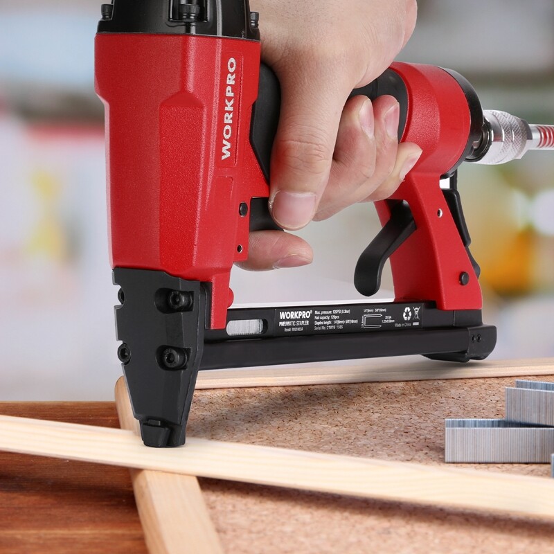 WORKPRO Pneumatic 20 Gauge Staple Gun T50 Upholstery Stapler With/1260PC Staples