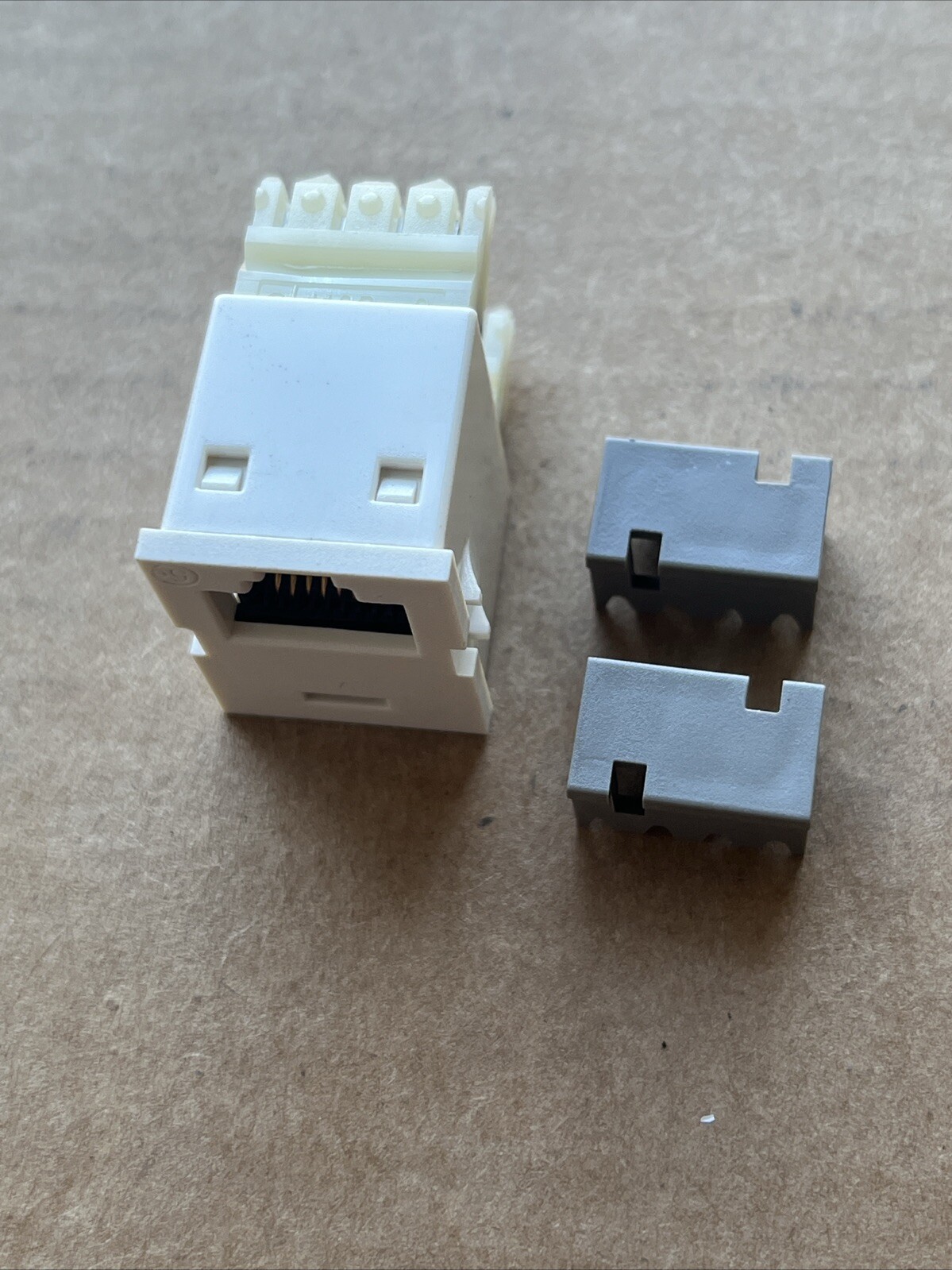 ORTRONICS OR-63750001 568A/B CAT 5E FOG WHITE Qty-1 NEW Free Same Day Shipping!