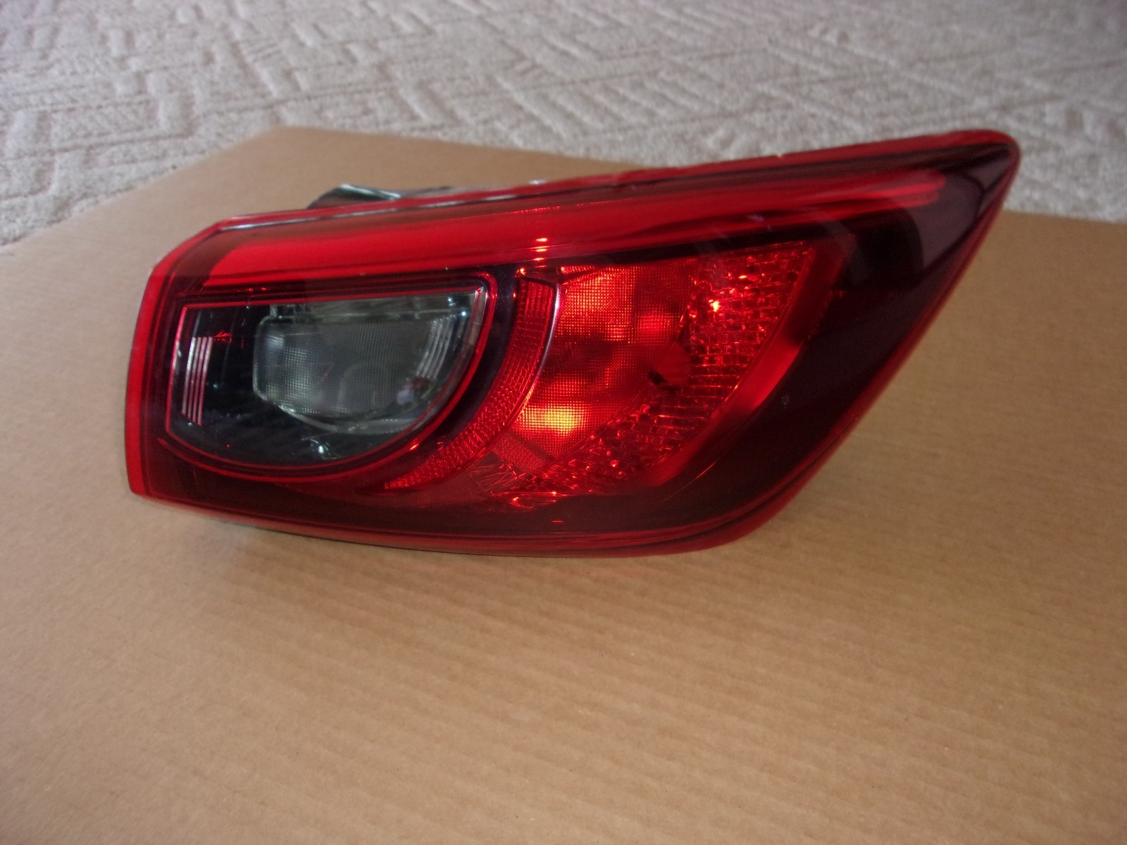 2016 2017 2018 2019 MAZDA CX3 RIGHT TAILLIGHT HALOGEN OEM