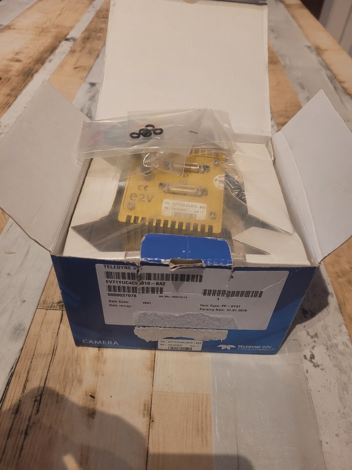 NEW / UNUSED Teledyne e2v ELiiXA+ 4K Color Line Scan Camera | Model: EV71YUC4CL4