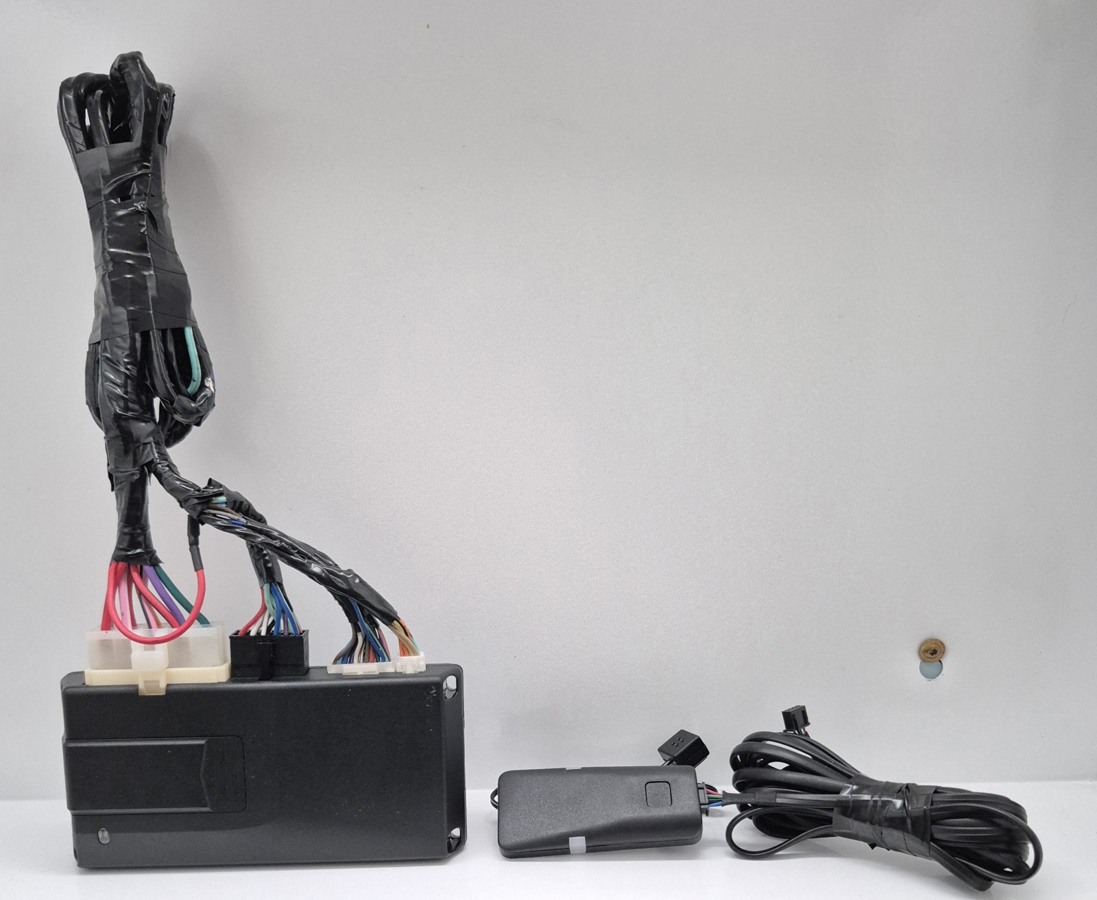 Directed DS4+ Bypass Remote Start System w/ Bluetooth