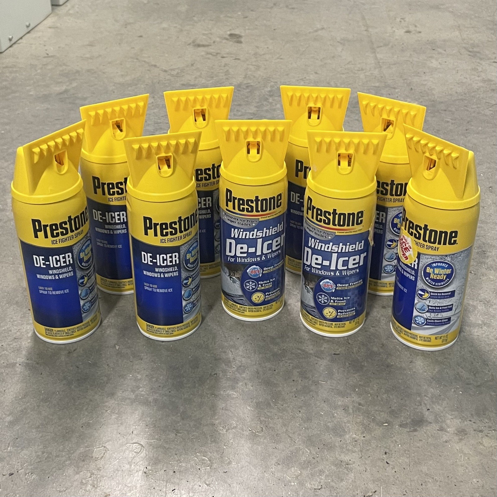 Prestone Windshield De-Icer 17 oz Can With Built In Scraper Bundle of 9 New (9)