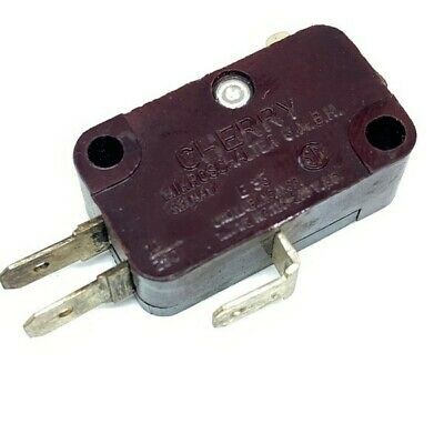 E33 CHERRY MICRO SWITCH SPDT 10A 125-250VAC