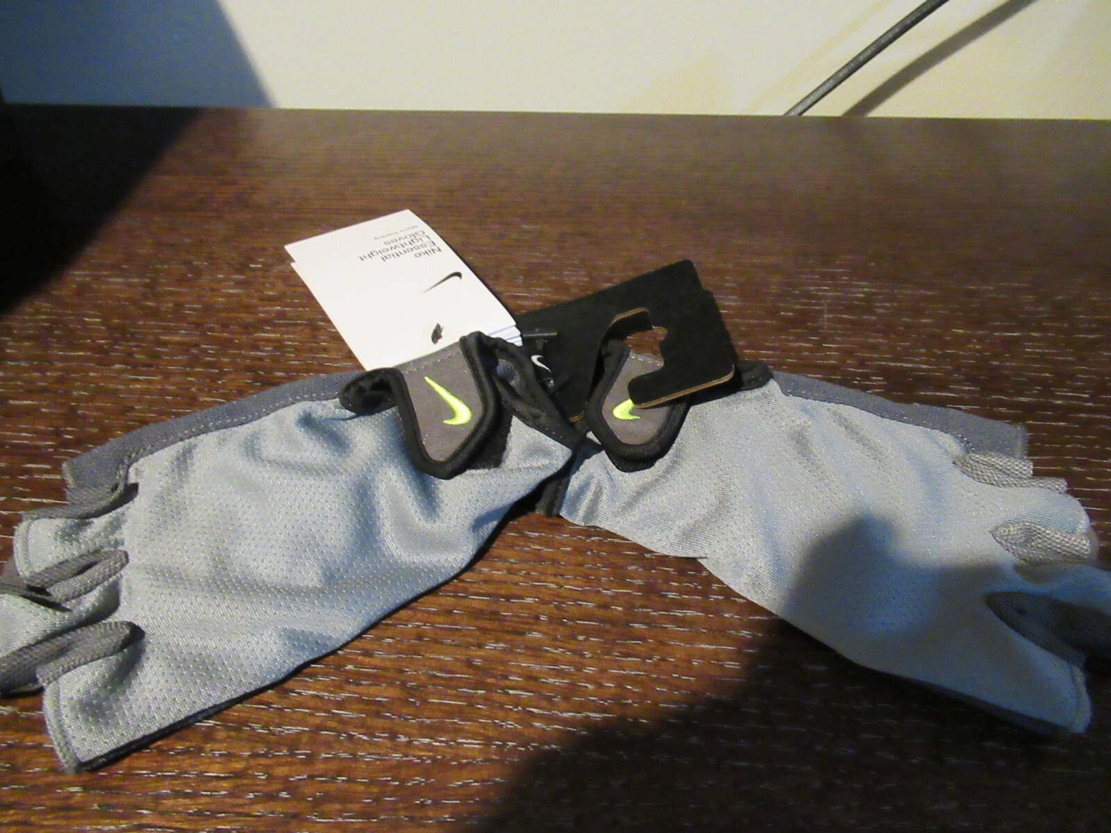 Nike Fitness Workout Training Gloves Men's XL new with tags Free Shipping