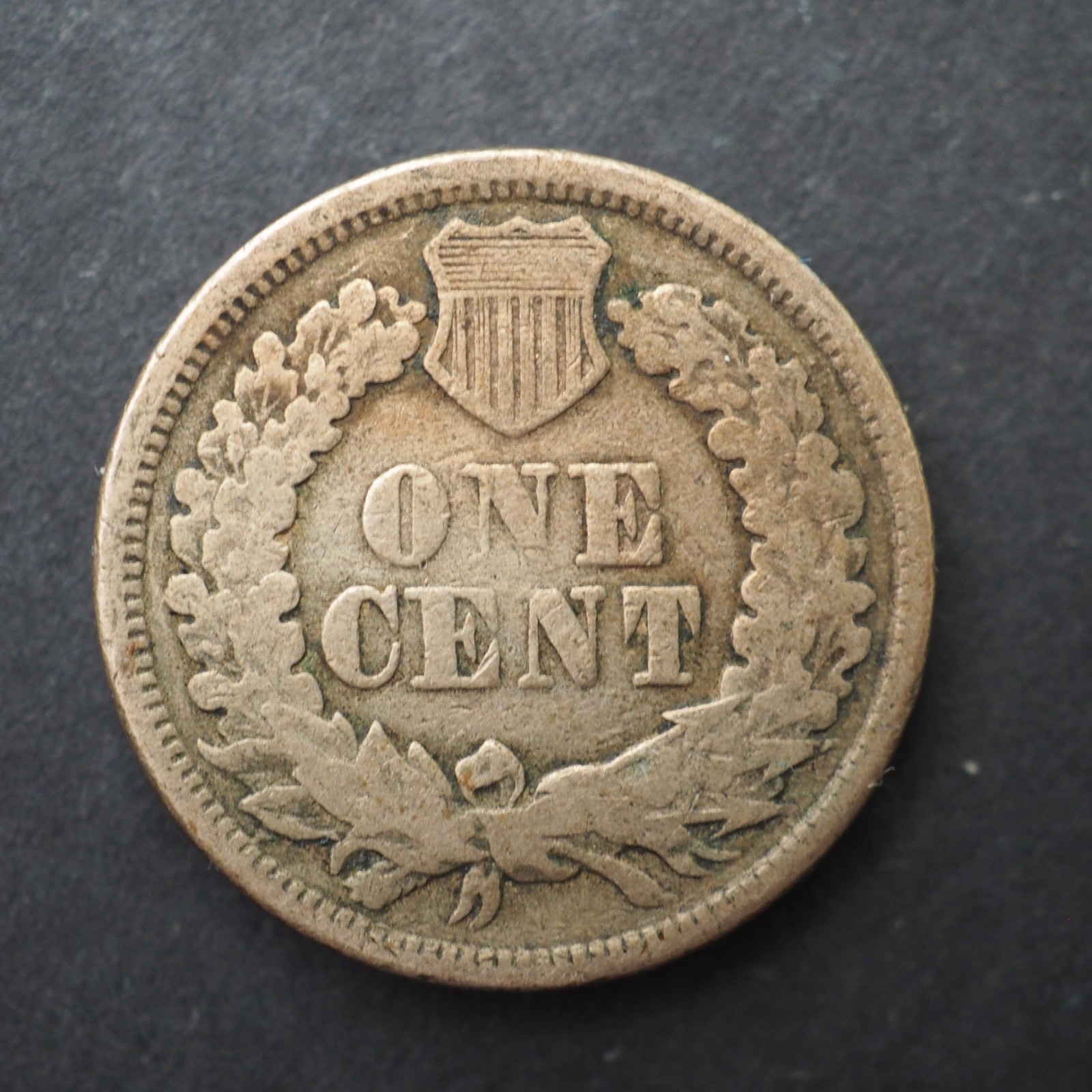 1862 INDIAN HEAD CENT - FREE SHIPPING! C4561