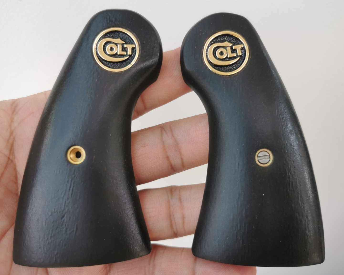 RETRO COLT 1917 & 1909 GRIPS US ARMY MODEL AFTERMARKET # GOLD MED
