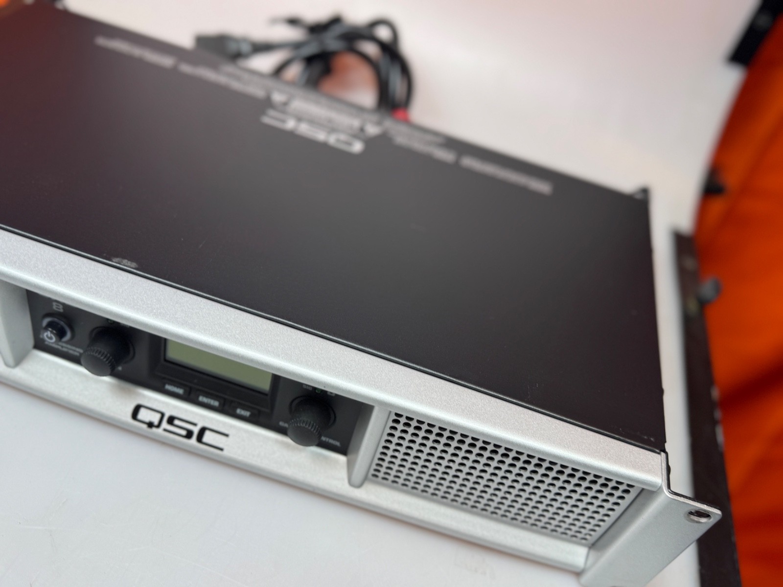 QSC GXD 8 2ch Digital Amplifier W/ Onboard DSP