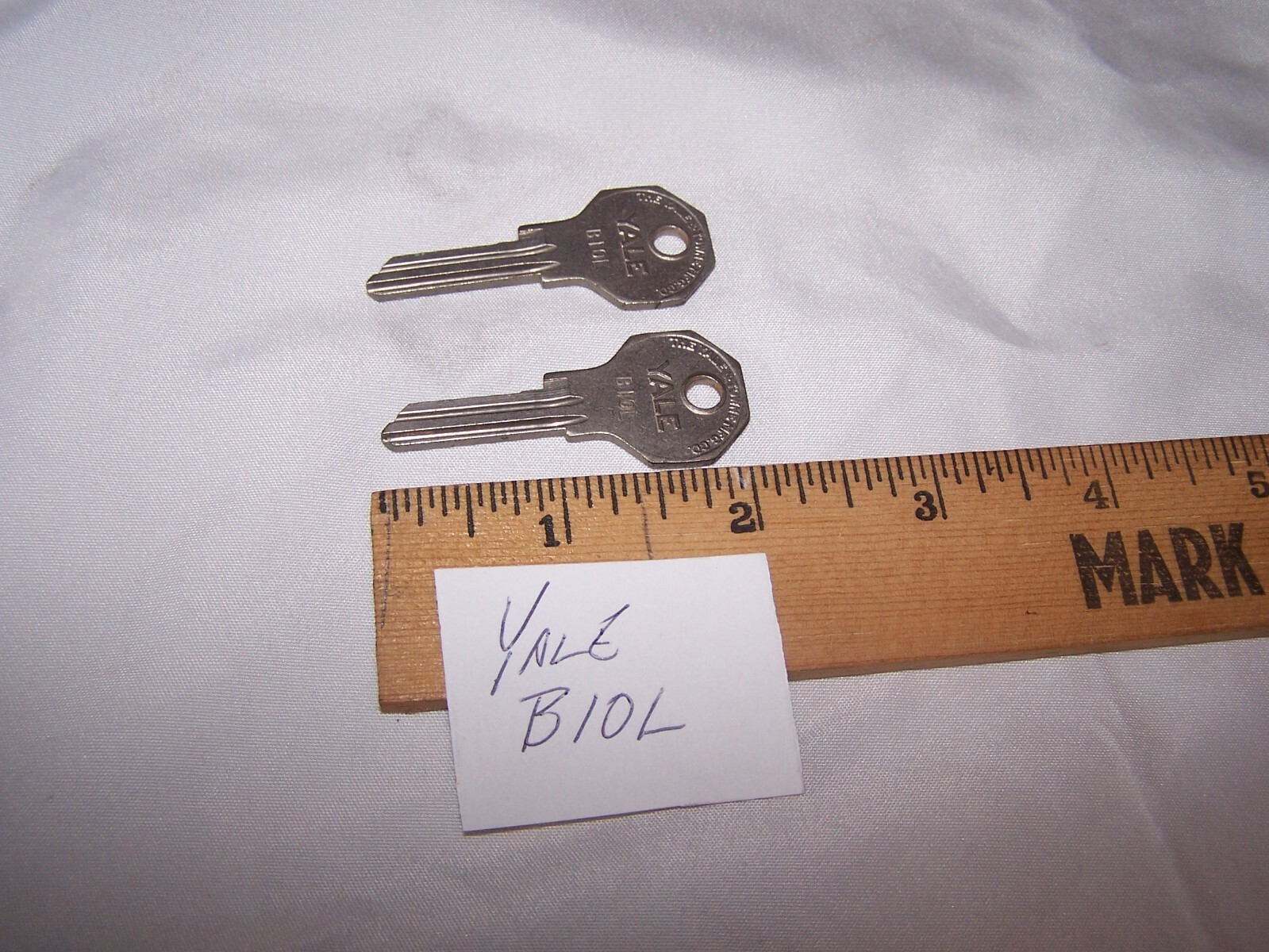 2 Vintage Uncut YALE B10L Key Blanks