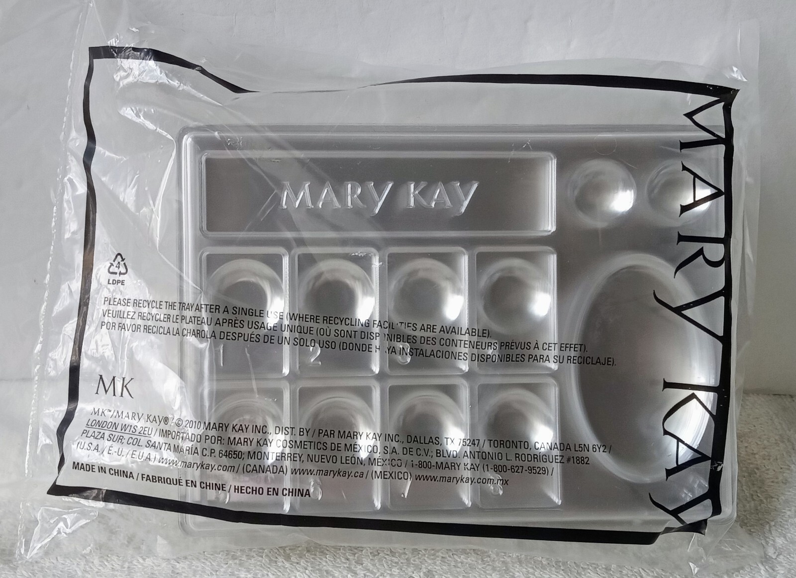 Mary Kay Disposable Plastic Makeup Trays 30 Pack Factory Sealed