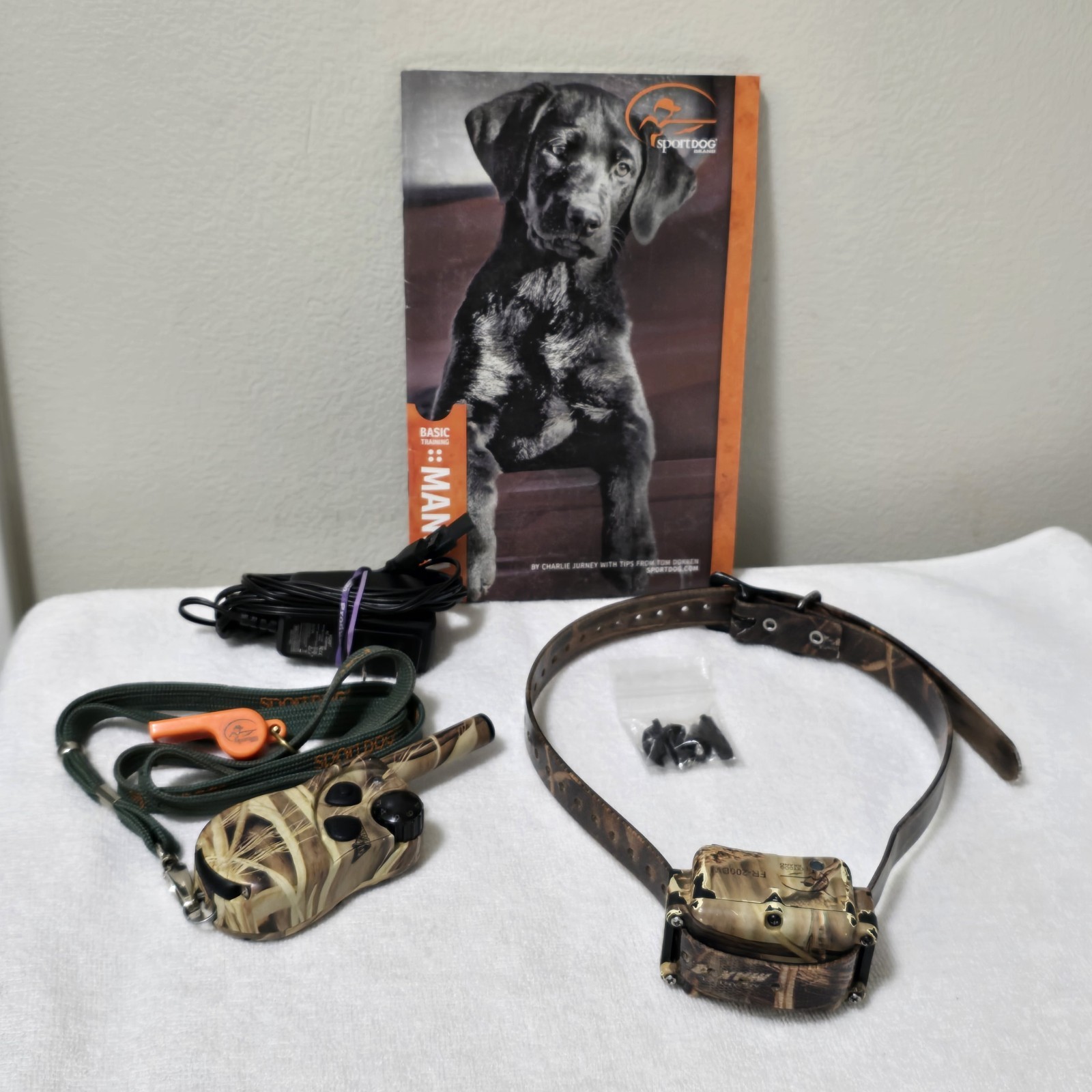 SportDOG WetlandHunter SD400 Camo E-Collar Training System FR-200BW FT-100BW
