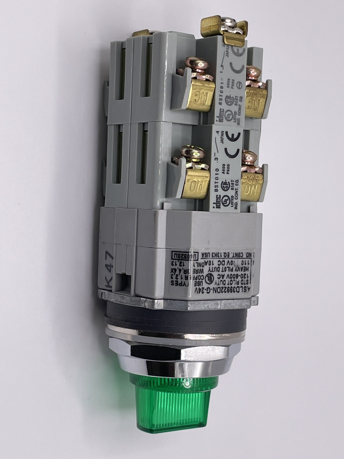 IDEC ASLD39922DN-G-24, 3 Position Selector Switch, Green Lens