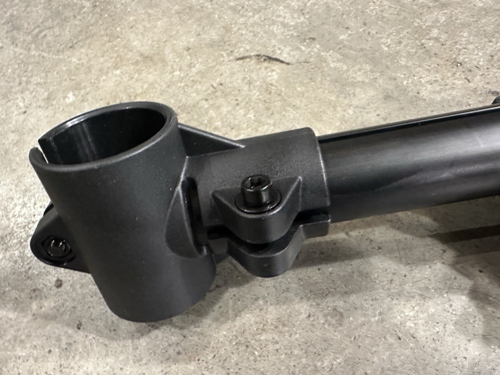 ALESIS NITRO Electronic Drum Part: Rack T-Clamp Frame Joint Hardware Mount