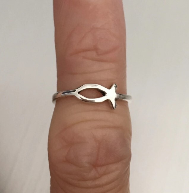 Solid Metal 925 Silver Women's Tiny Fish Adjustable Toe Ring White Gold Plated