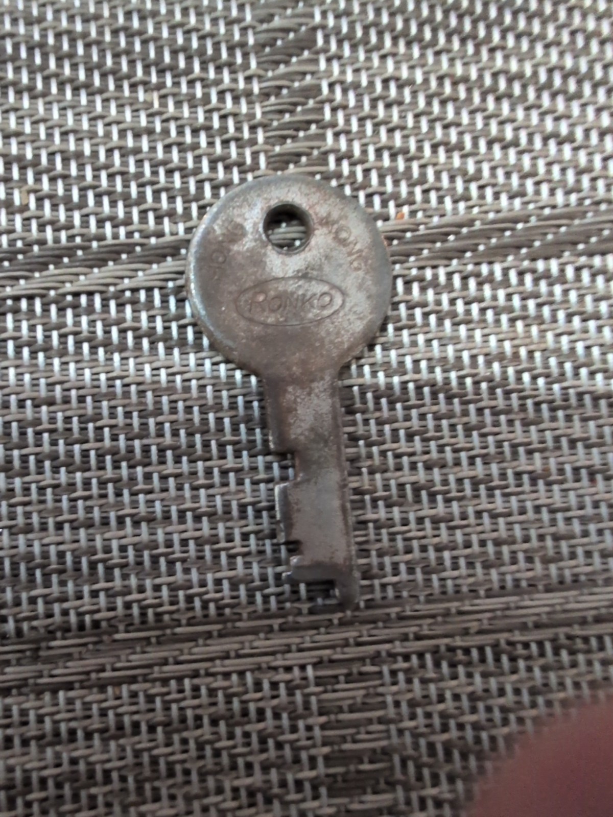 Ronko Flat Key.   Steamer.  Luggage