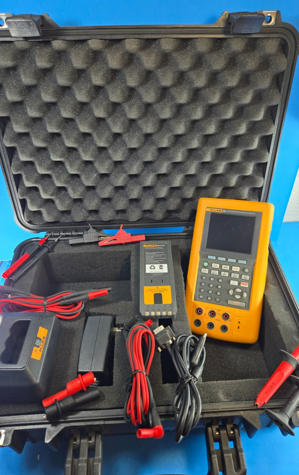 Fluke 744 Documenting Process Calibrator DPC Meter Multimeter Very Nice Pelican