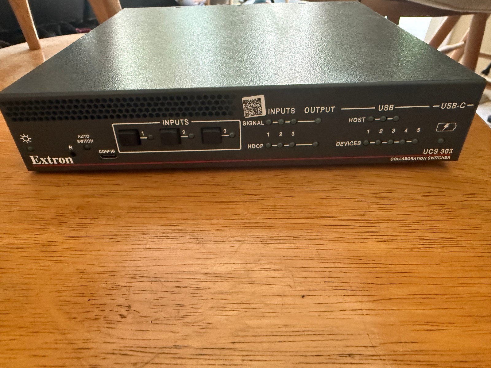 extron UCS 303