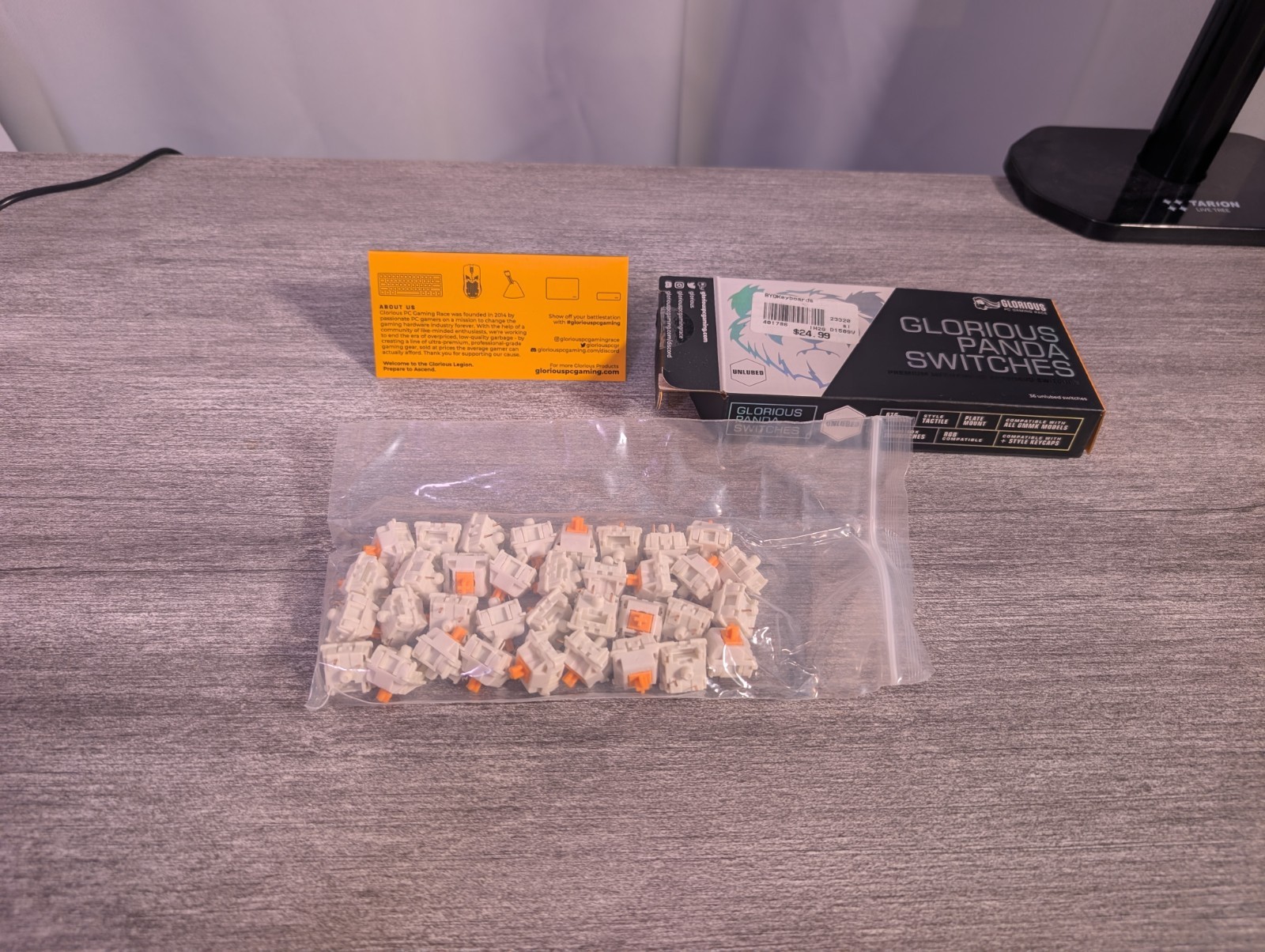 Glorious Panda Unlubed Mechanical Keyboard Switches – 36 Pack