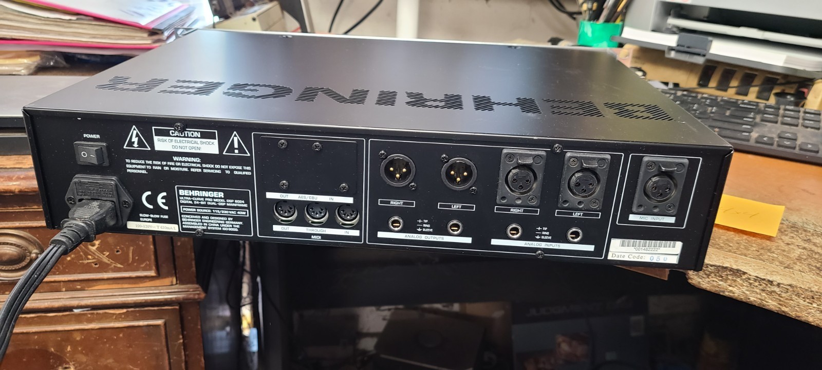 BEHRINGER Model DSP 8024 Ultra-Curve Pro Digital 24-Bit Dual-DSP Mainframe