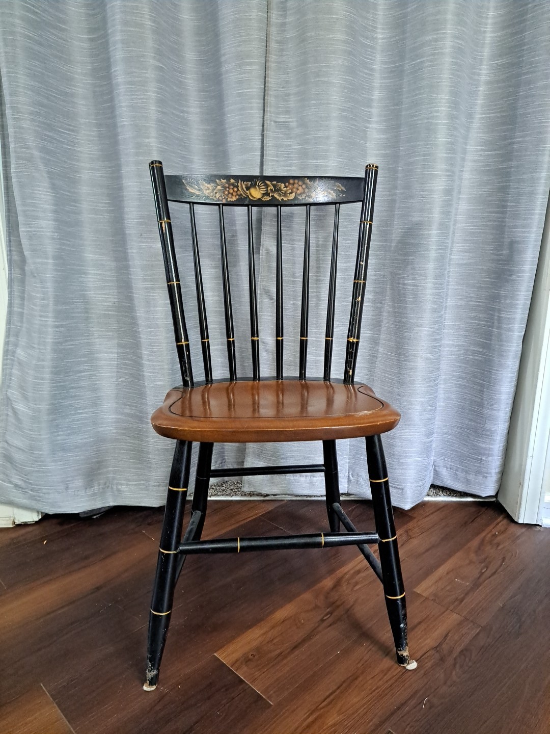 VINTAGE L. HITCHCOCK MAPLE & LAQUERED SIDE CHAIR  With Fruit Stencil