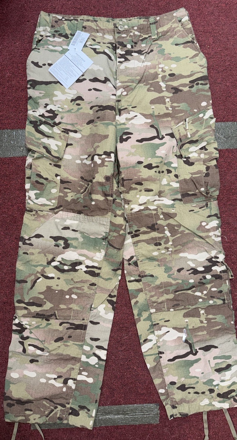 NOS Multicam Pants/Trousers Medium Regular USGI Army FRACU (MGjun138)