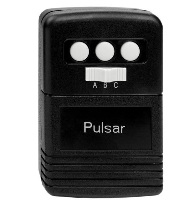 Linear 190-109023 / 8833CT 318MHz 3-Button, 9-Door, Remote Control Transmitter