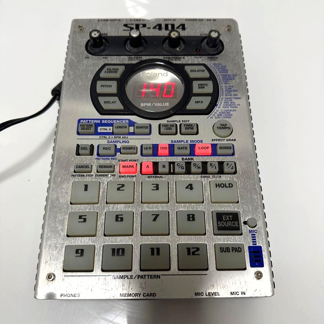 Roland SP-404 Sampler Portable Sampling Workstation Beat Maker Effects DJ