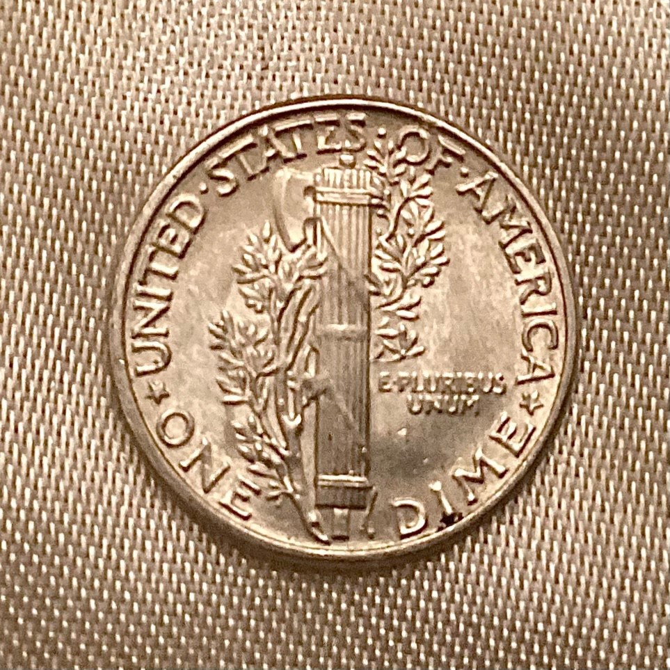 1945 Mercury Dime UNC - Free US Shipping