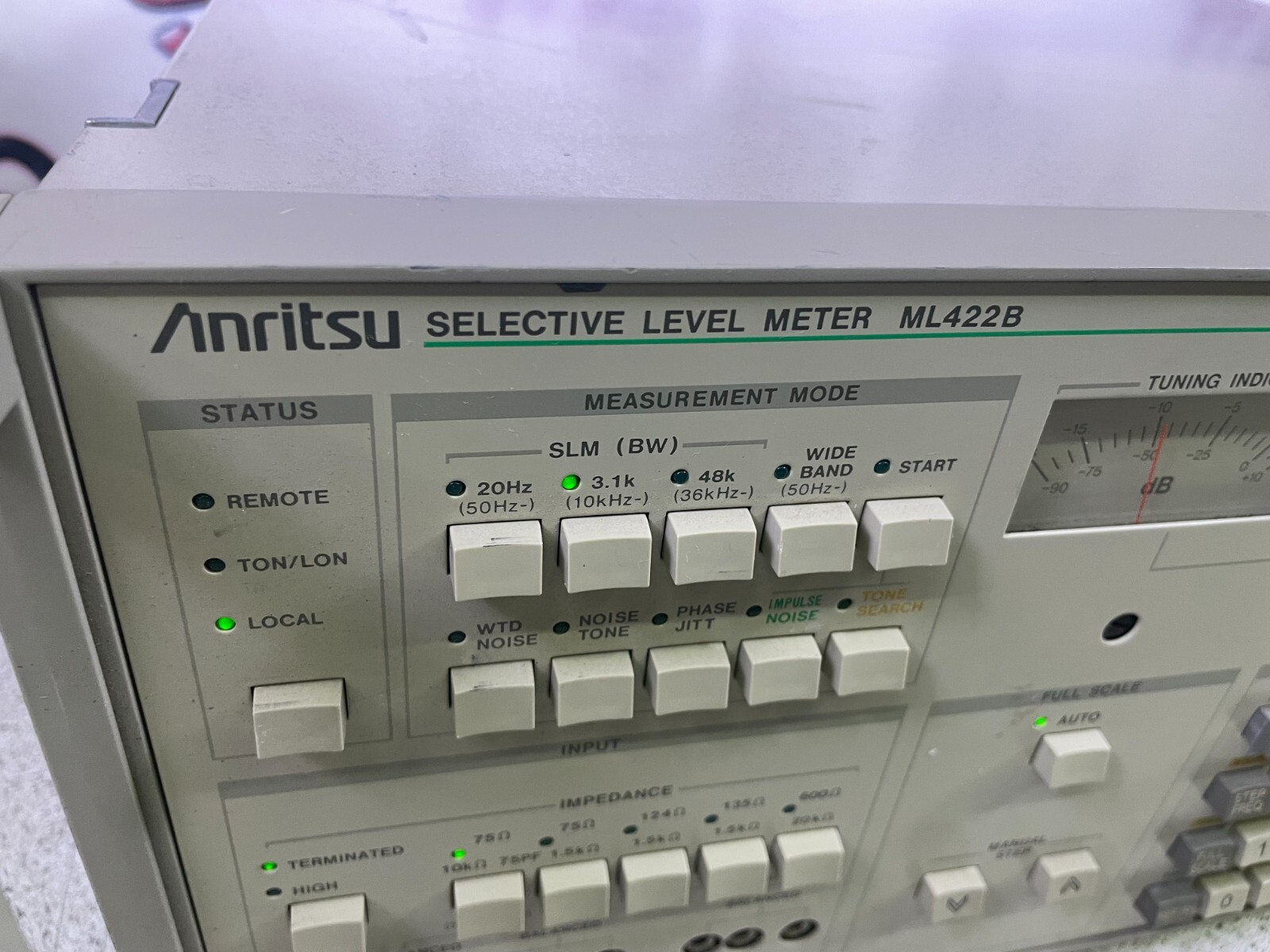 Anritsu ML422B Selective Level Meter