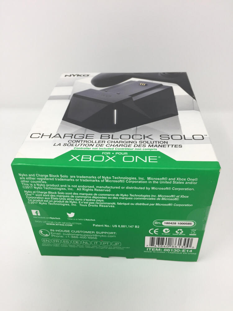 Nyko Charge Block Solo - Controller Charging Station with Rechargeable Battery,