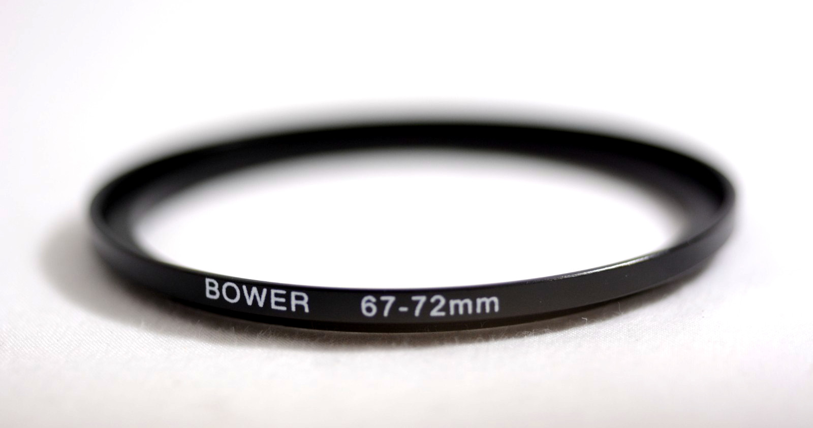 BOWER 67-72MM STEP-UP METAL CAMERA LENS FILTER RING (MINT)