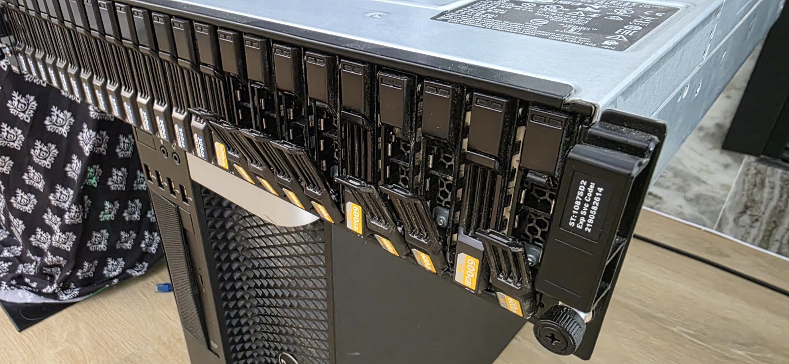 Dell Compellent SC220 24x 600GB 2x SC2